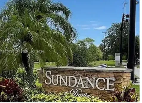 2946 S University Drive Davie FL 33328