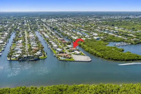 8565 SE Palm Street Hobe Sound FL 33455