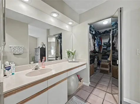 14609 SW 143rd Place Circle Miami FL 33186