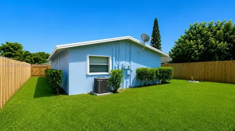 2845 NW 13th Court Fort Lauderdale FL 33311