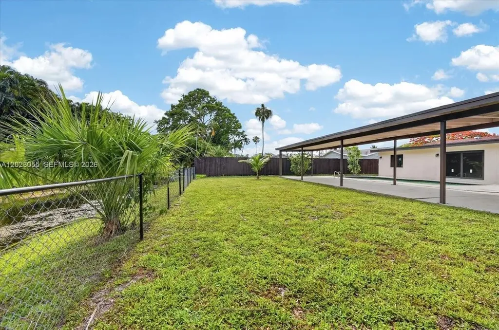 2460 NW 67 Court Fort Lauderdale FL 33309