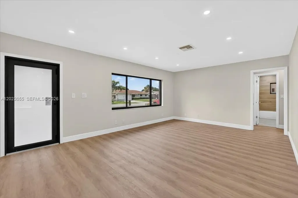 2460 NW 67 Court Fort Lauderdale FL 33309