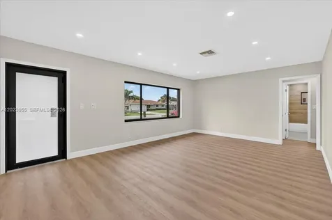 2460 NW 67 Court Fort Lauderdale FL 33309