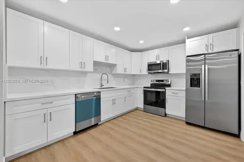 2460 NW 67 Court Fort Lauderdale FL 33309