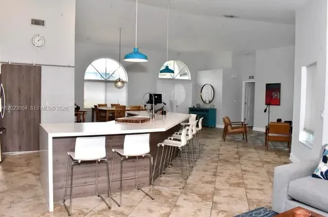 10205 SW 12th Street Pembroke Pines FL 33025