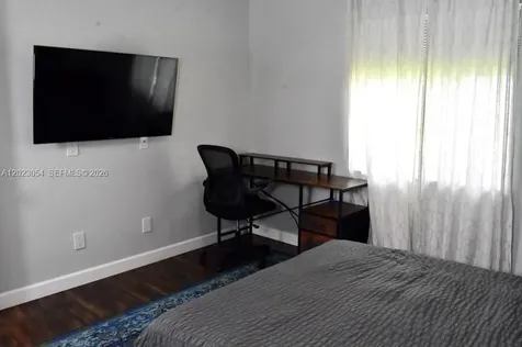 10205 SW 12th Street Pembroke Pines FL 33025