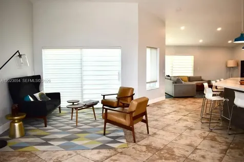 10205 SW 12th Street Pembroke Pines FL 33025