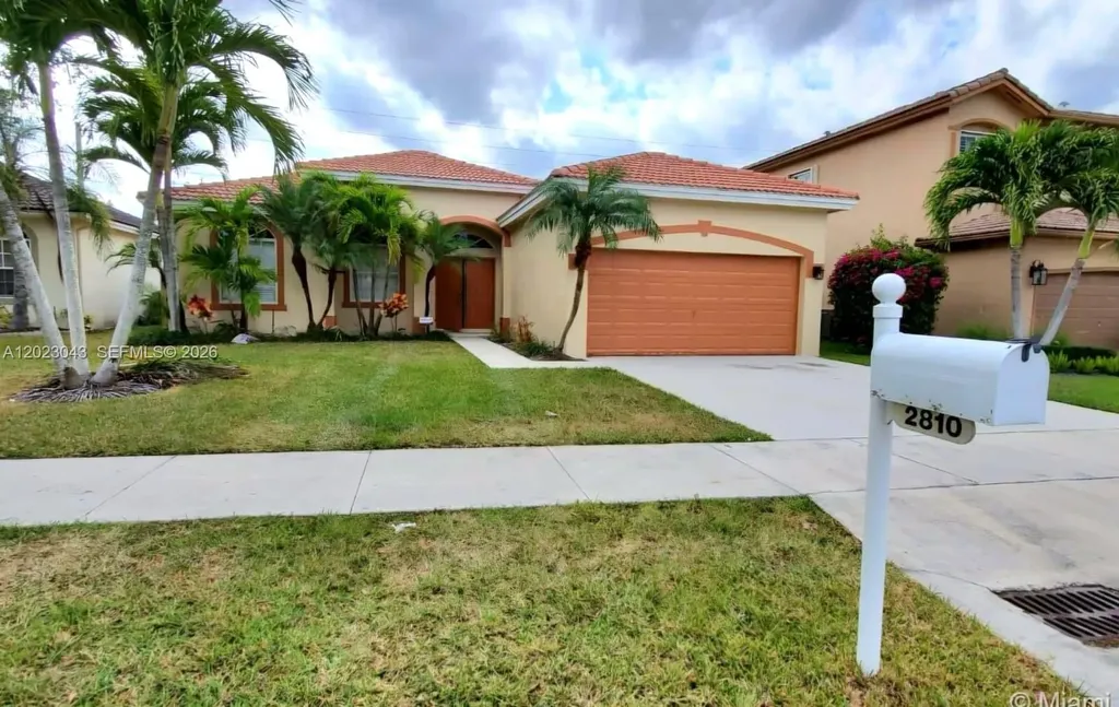 2810 Dunwoodie Place Homestead FL 33035