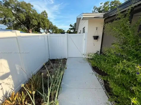 1210 Branda Vista Drive Brandon FL 33510