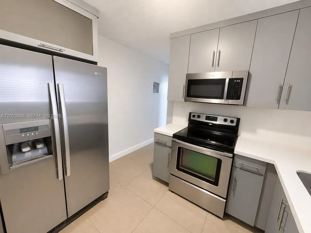 811 NW 6th Avenue Pompano Beach FL 33060