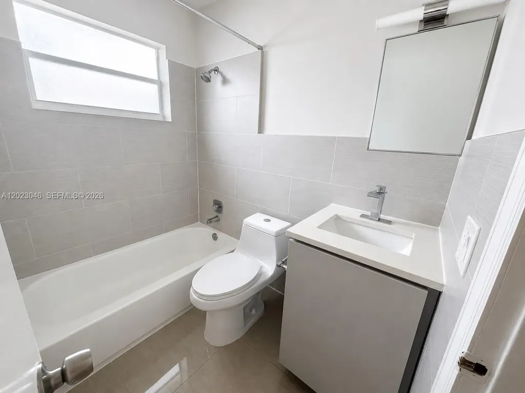 811 NW 6th Avenue Pompano Beach FL 33060