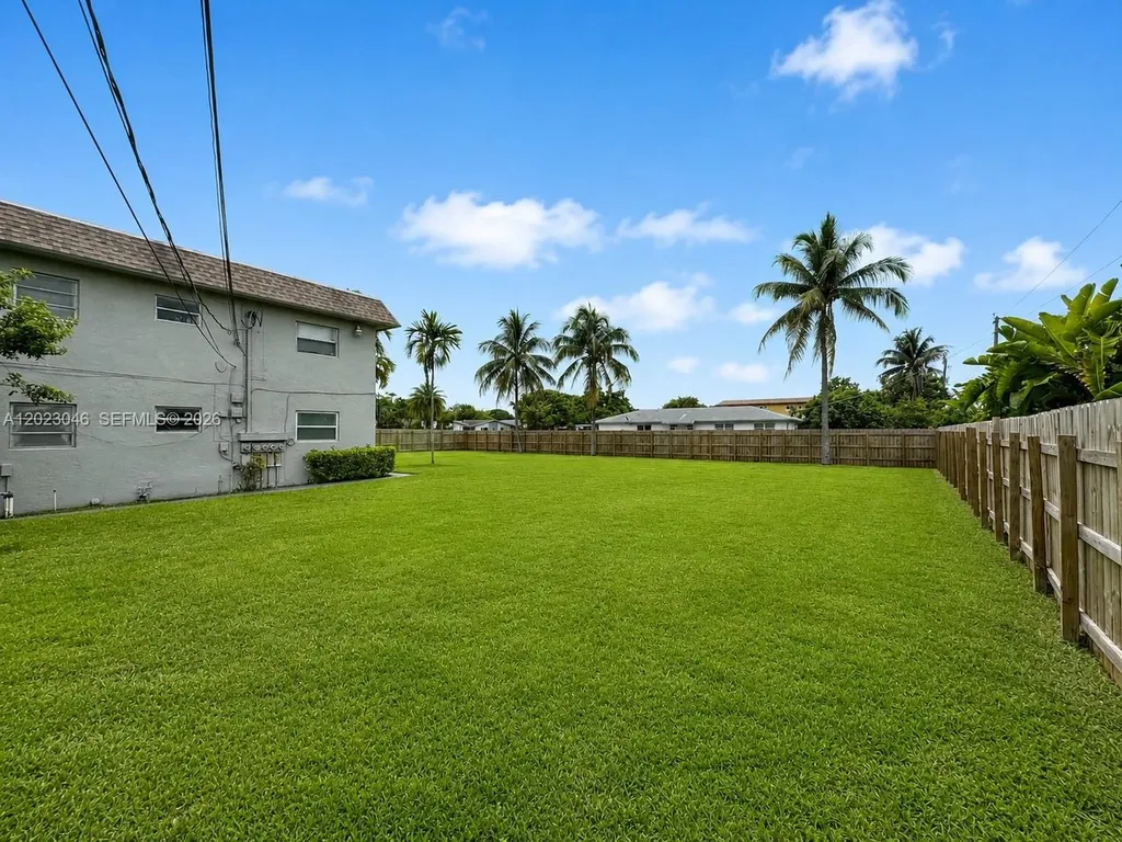 811 NW 6th Avenue Pompano Beach FL 33060