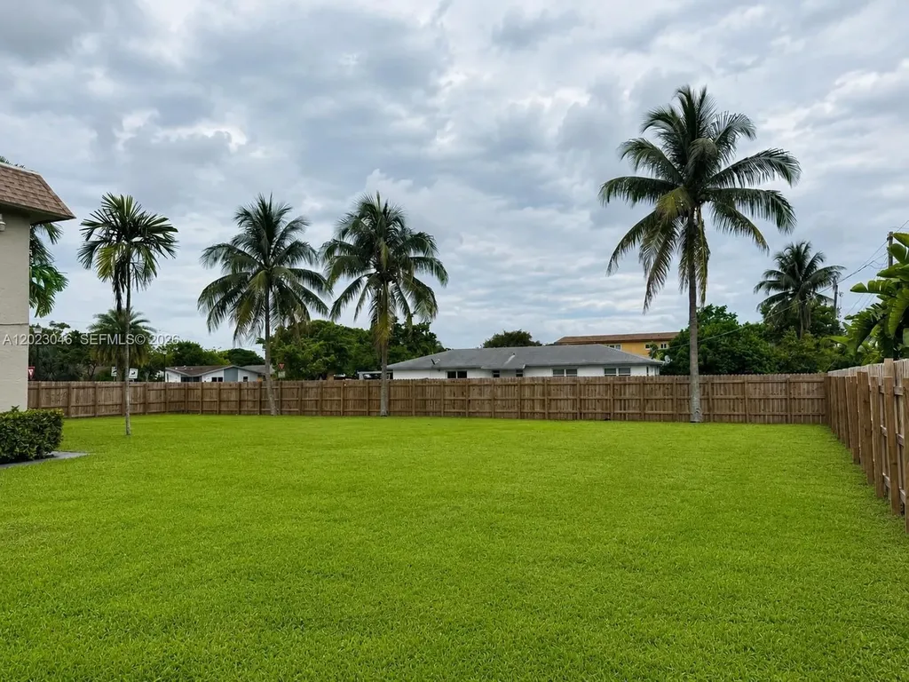 811 NW 6th Avenue Pompano Beach FL 33060