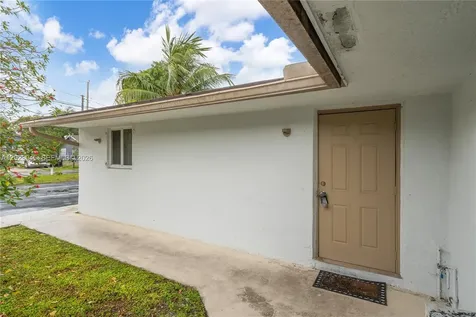 645 NW 15th Avenue Fort Lauderdale FL 33311