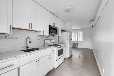 645 NW 15th Avenue Fort Lauderdale FL 33311