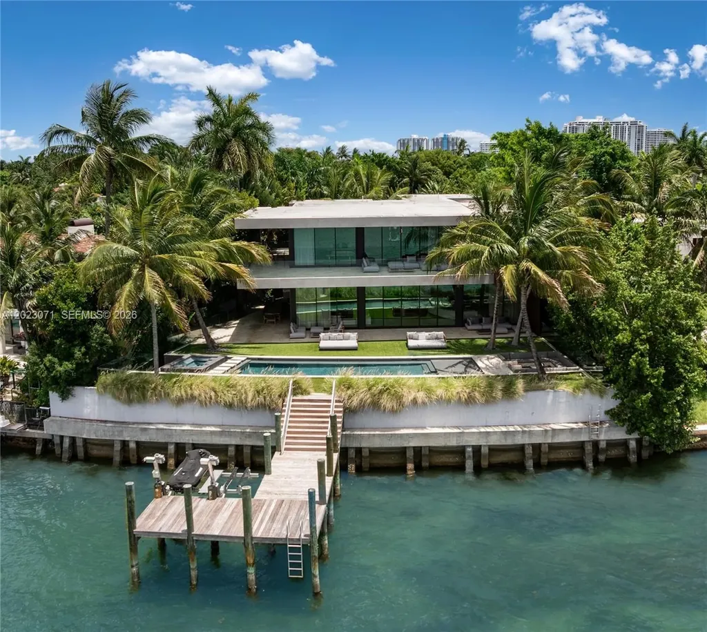 28 W Dilido Drive Miami Beach FL 33139