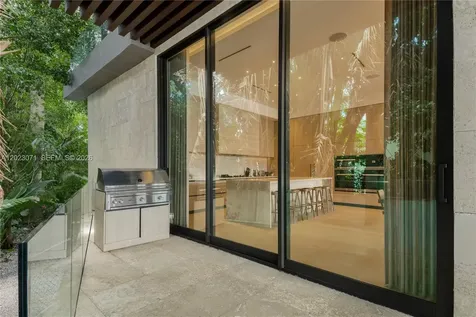 28 W Dilido Drive Miami Beach FL 33139