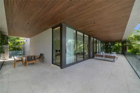 28 W Dilido Drive Miami Beach FL 33139