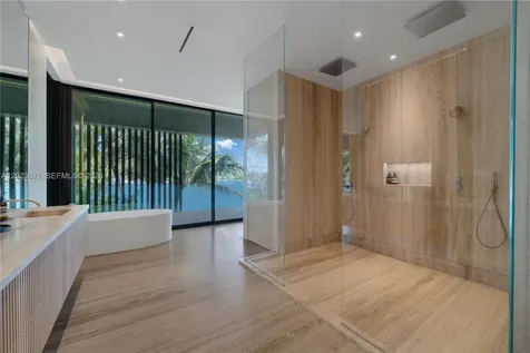 28 W Dilido Drive Miami Beach FL 33139
