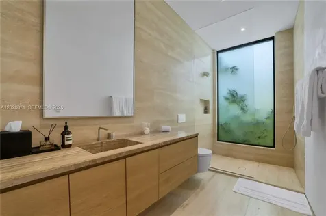 28 W Dilido Drive Miami Beach FL 33139