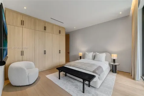 28 W Dilido Drive Miami Beach FL 33139