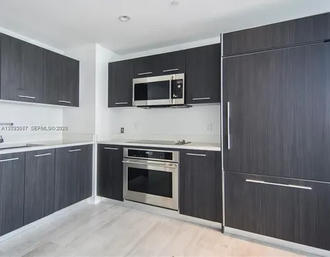 45 SW 9th Street Miami FL 33130