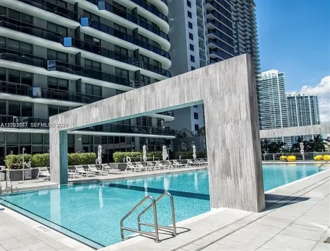 45 SW 9th Street Miami FL 33130