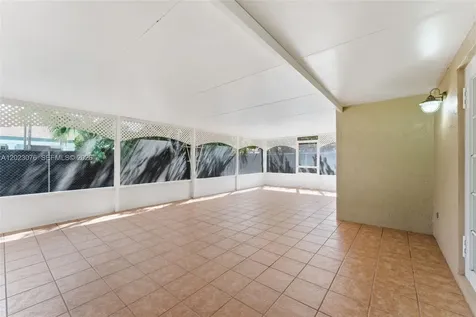 18049 SW 152nd Avenue Miami FL 33187