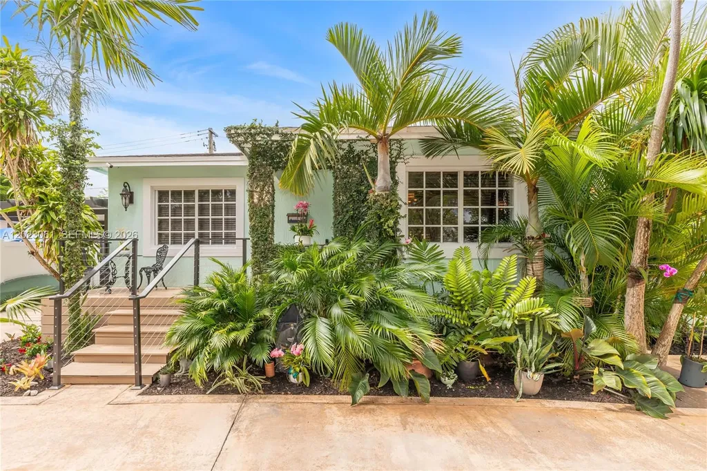 6520 SW 16th Terrace West Miami FL 33155