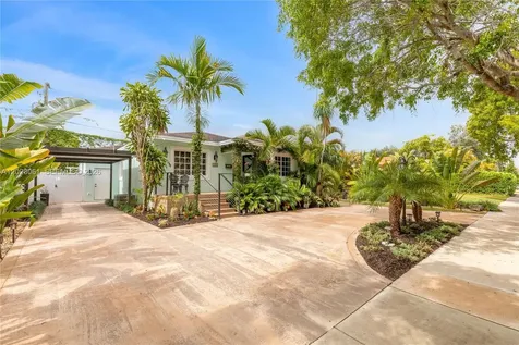 6520 SW 16th Terrace West Miami FL 33155