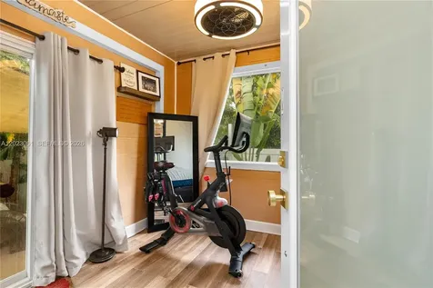 6520 SW 16th Terrace West Miami FL 33155