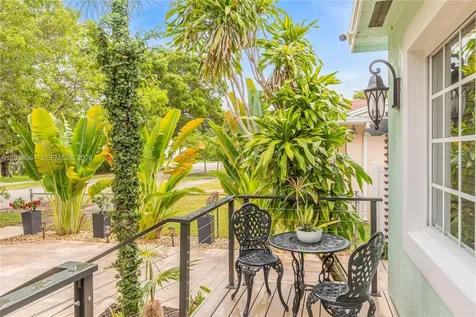6520 SW 16th Terrace West Miami FL 33155