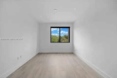 6812 SW 80th Street Miami FL 33143