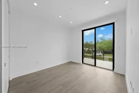 6812 SW 80th Street Miami FL 33143