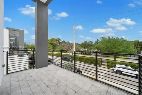 6812 SW 80th Street Miami FL 33143