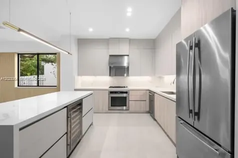 6812 SW 80th Street Miami FL 33143