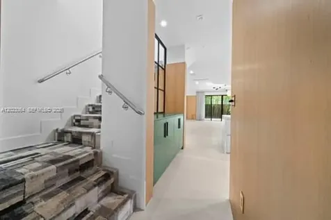 6812 SW 80th Street Miami FL 33143