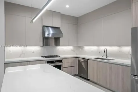 6812 SW 80th Street Miami FL 33143