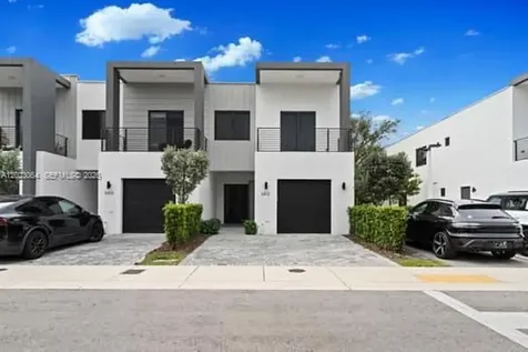 6812 SW 80th Street Miami FL 33143