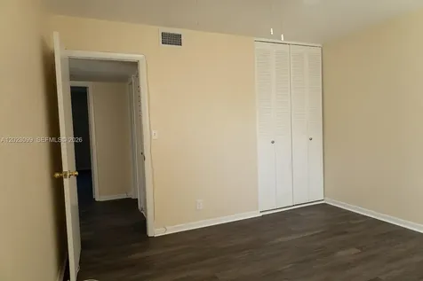 8018 SW 18th Court Davie FL 33324
