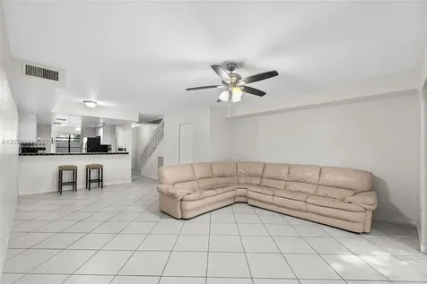 4241 SW 71st Way Davie FL 33314