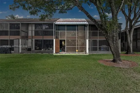 4241 SW 71st Way Davie FL 33314