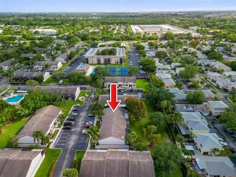 4241 SW 71st Way Davie FL 33314