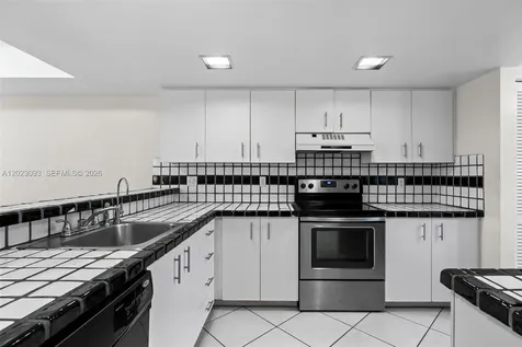 4241 SW 71st Way Davie FL 33314