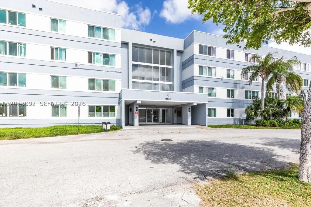 14840 Naranja Lakes Boulevard Homestead FL 33032