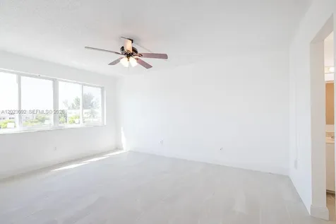 14840 Naranja Lakes Boulevard Homestead FL 33032