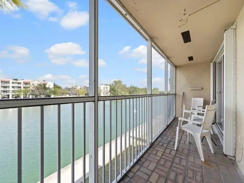 21121 SW 85th Avenue Cutler Bay FL 33189