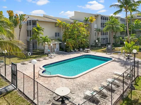 21121 SW 85th Avenue Cutler Bay FL 33189