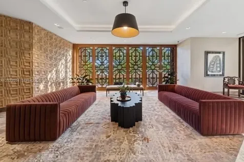 11113 Biscayne Boulevard Miami FL 33181