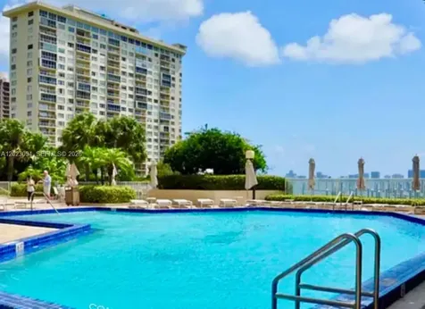 11113 Biscayne Boulevard Miami FL 33181